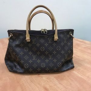 Authentic Louis Vuitton Paris, Made In France.